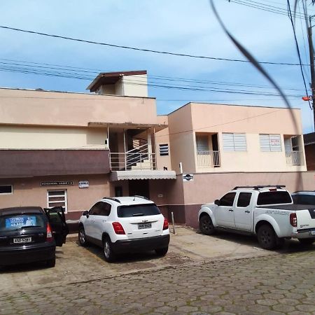 Apartamento Cond. Prive Em Caioba 2 Quadras Da Beira Mar Proximo Ao Restaurante Casa Do Camarao Matinhos Exterior photo